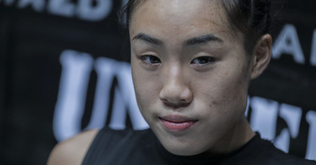  Angela Lee Reveals 2017 Car Accident Was Suicide Attempt;  Her sister Victoria Lee also committed suicide.

